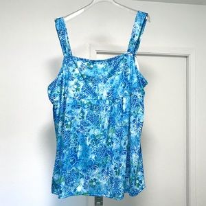 3/$6 NWOT🌟CW Classics blue tank